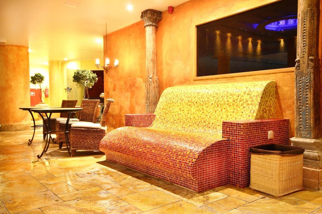 Grand Rose SPA Hotel Kuressaare Exterior foto