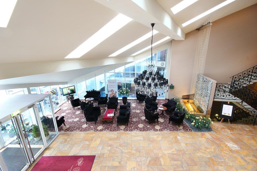 Grand Rose SPA Hotel Kuressaare Exterior foto