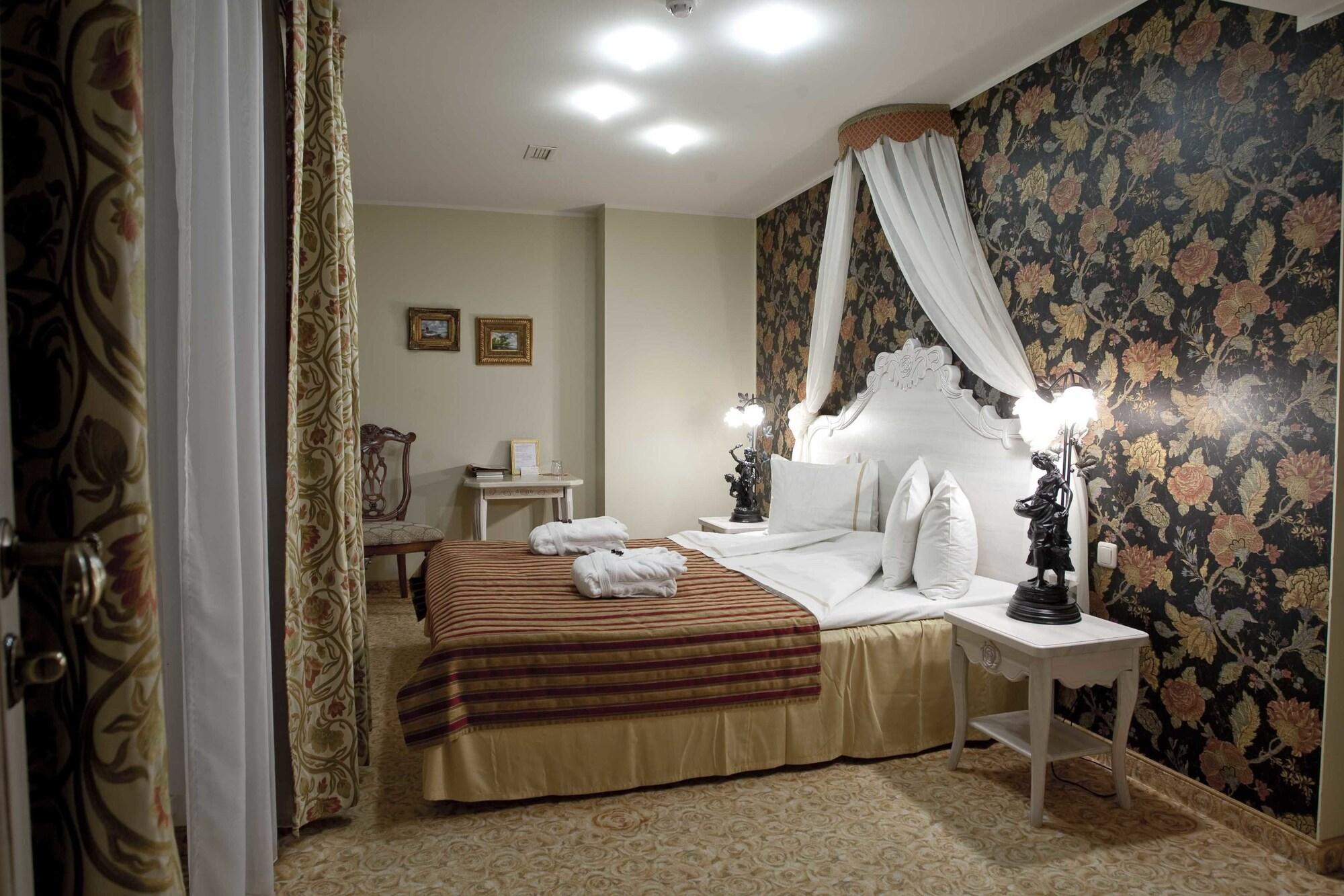Grand Rose SPA Hotel Kuressaare Exterior foto