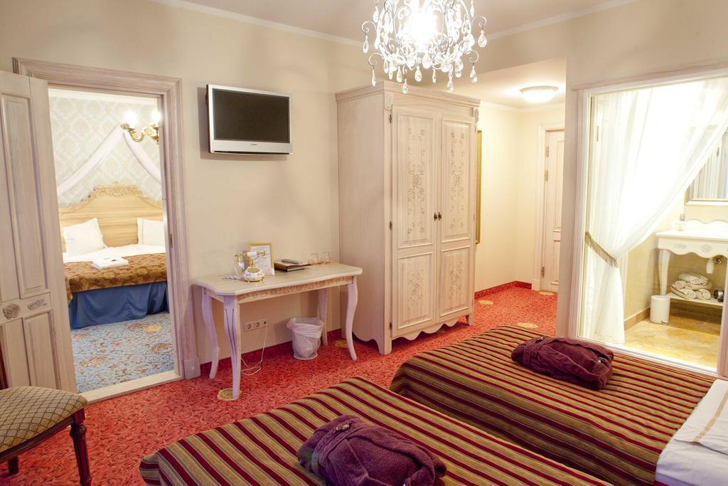 Grand Rose SPA Hotel Kuressaare Exterior foto
