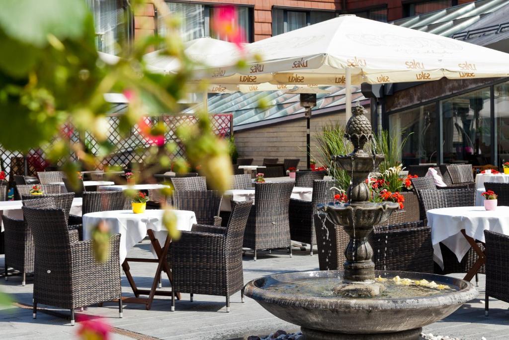 Grand Rose SPA Hotel Kuressaare Exterior foto