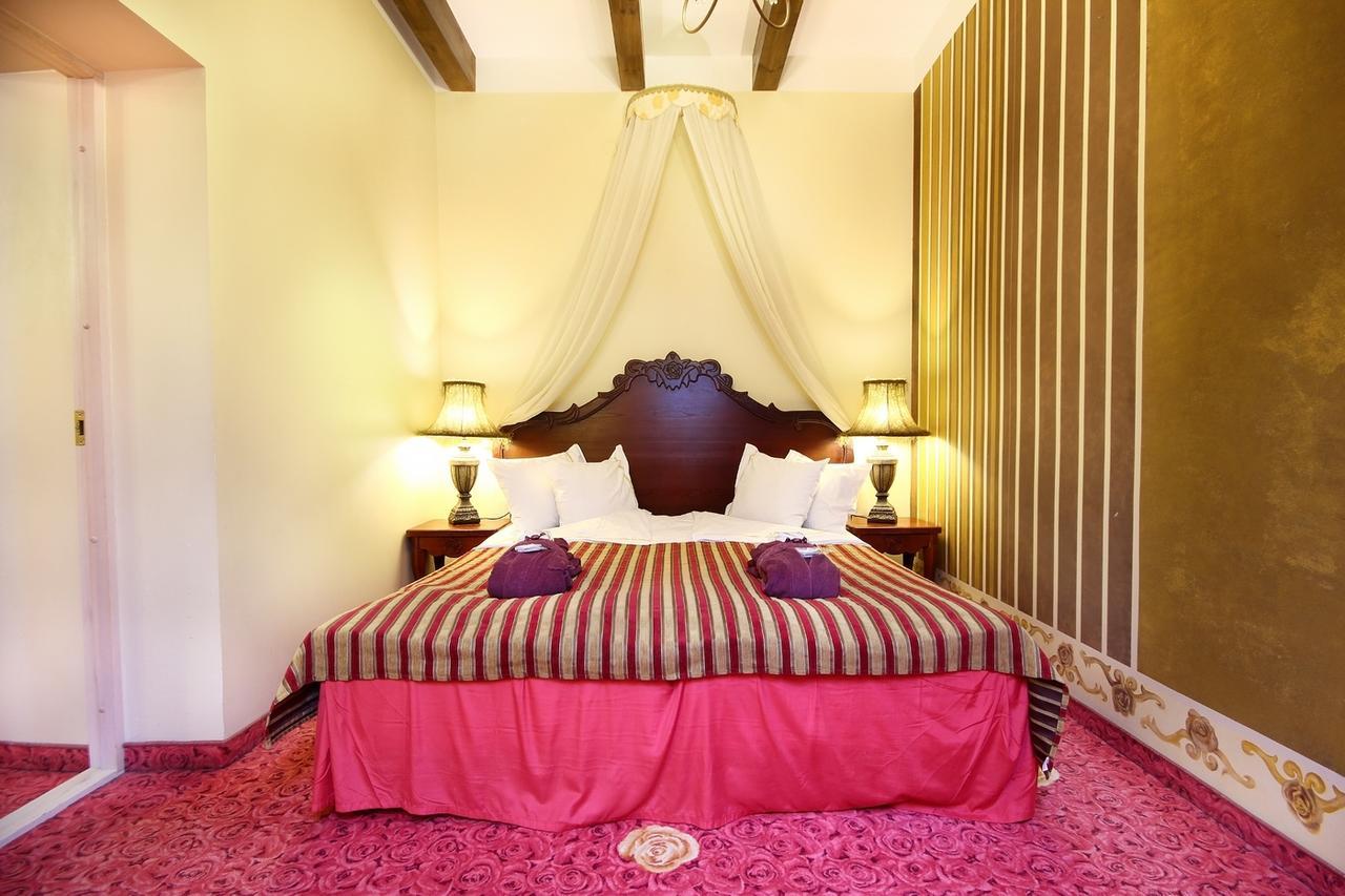 Grand Rose SPA Hotel Kuressaare Exterior foto