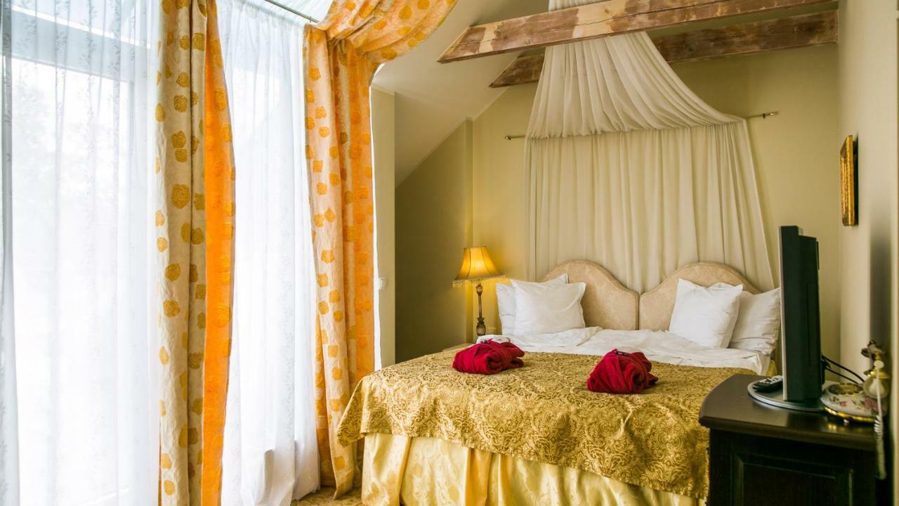 Grand Rose SPA Hotel Kuressaare Exterior foto